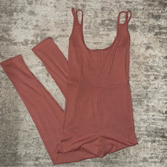 PRETTYLITTLETHING Ribbed Jumpsuits - Picture 7 of 8